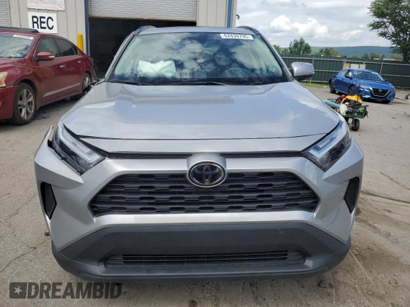 2022 Toyota RAV4 XLE with VIN 2T3P1RFV0NW271422, listed as a Copart auction lot 62839795 with Not provided miles and Salvage title. Bid and sale history available at DreamBid. Image 5.