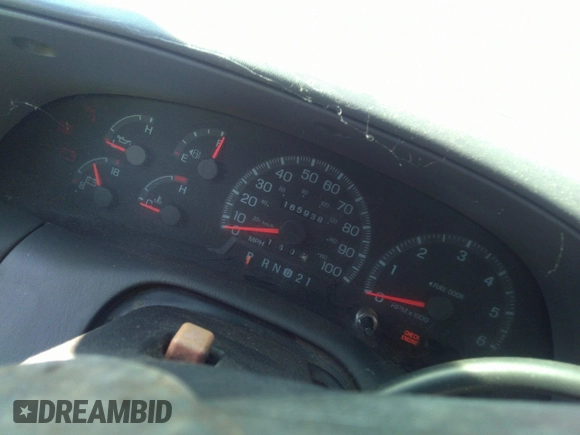 1997 Ford F-150 XL with VIN 1FTDF08W3VKB53525, listed as a IAAI auction lot 41787276 with 165,938 mi miles. Bid and sale history available at carsss.com. Image 7.