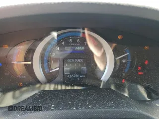 2010 Honda Insight LX with VIN JHMZE2H54AS038923, listed as a Copart auction lot 55747805 with 116,781 mi miles and Salvage title. Bid and sale history available at DreamBid. Image 9.