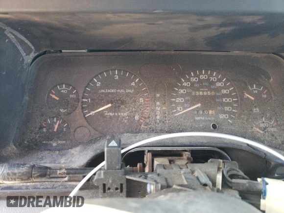 1996 Dodge 1500 с VIN 3B7HC13Z0TG177108, выставлен на аукционе Copart как лот 48244335 с пробегом 236 950 миль миль и Списание • Salvage title. История ставок и продаж доступна на DreamBid. Изображение 9.
