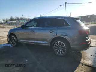 2017 Audi Q7 Premium Plus with VIN WA1LAAF74HD032453, listed as a Copart auction lot 48481215 with 97,964 mi miles and Clean Title. Bid and sale history available at carsss.com. Image 3.