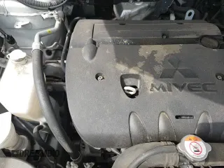 2019 Mitsubishi Outlander ES z VIN JA4AR3AU2KU010211, wystawiony jako Copart lot #80878375 z przebiegiem 115 971 mil mil oraz Szkoda całkowita • Salvage title. Historia ofert i sprzedaży dostępna na DreamBid. Obrazek 13.