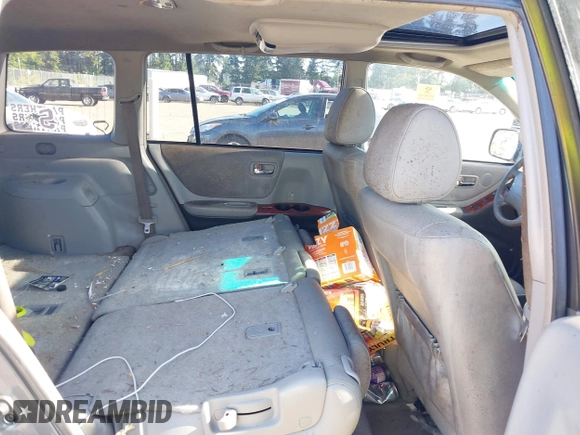 2005 Toyota Highlander z VIN JTEEP21A850092756, wystawiony jako IAAI lot #42336538 z przebiegiem 216 608 mil mil oraz . Historia ofert i sprzedaży dostępna na DreamBid. Obrazek 8.