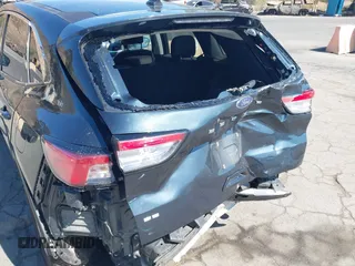 2022 Ford Escape SE с VIN 1FMCU0G67NUB83923, выставлен на аукционе IAAI как лот 42643806 с пробегом 43 193 миль миль и . История ставок и продаж доступна на DreamBid. Изображение 6.