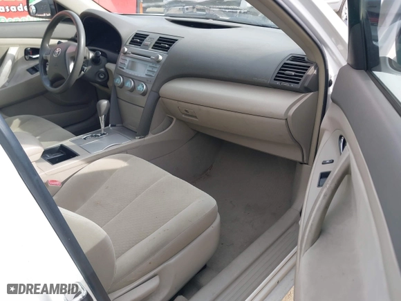 2007 Toyota Camry CE with VIN 4T1BE46K07U557080, listed as a IAAI auction lot 41695166 with 174,244 mi miles. Bid and sale history available at carsss.com. Image 5.