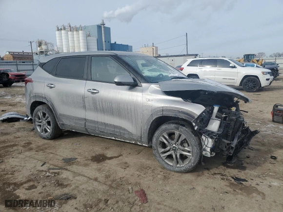 2023 Kia Seltos LX with VIN KNDEPCAA6P7430790, listed as a Copart auction lot 42344635 with 22,560 mi miles and Salvage Title. Bid and sale history available at carsss.com. Image 4.