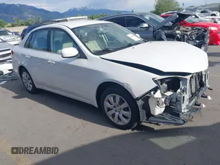 2011 Subaru Impreza 2.5i z VIN JF1GE6A64BH520380, wystawiony jako IAAI lot #42320988 z przebiegiem 83 040 mil mil oraz . Historia ofert i sprzedaży dostępna na DreamBid. Obrazek 1.