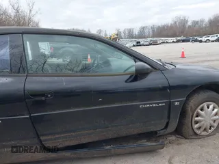 1997 Chrysler Sebring z VIN 4C3AU42Y3VE094925, wystawiony jako IAAI lot #41879285 z przebiegiem 177 602 mil mil oraz . Historia ofert i sprzedaży dostępna na DreamBid. Obrazek 16.