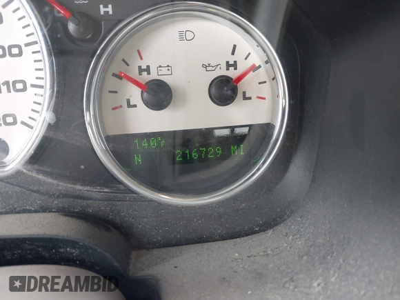 2005 Ford F-150 XLT with VIN 1FTPX14515NA43732, listed as a IAAI auction lot 41901453 with 216,729 mi miles. Bid and sale history available at carsss.com. Image 7.