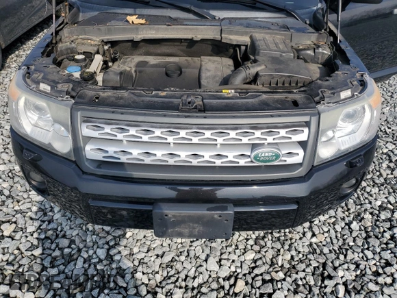 2011 Land Rover LR2 HSE with VIN SALFR2BN9BH224305, listed as a Copart auction lot 51979105 with 113,689 mi miles and Clean Title. Bid and sale history available at DreamBid. Image 12.