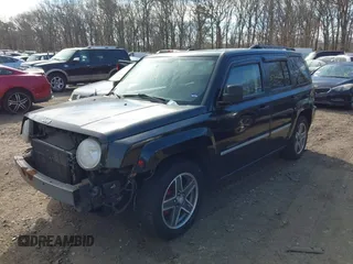 2009 Jeep Patriot Limited z VIN 1J4FF48B19D192275, wystawiony jako IAAI lot #41916112 z przebiegiem 165 906 mil mil oraz . Historia ofert i sprzedaży dostępna na DreamBid. Obrazek 2.