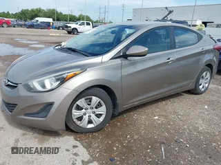 2016 Hyundai Elantra SE z VIN 5NPDH4AEXGH797608, wystawiony jako IAAI lot #42432065 z przebiegiem 139 861 mil mil oraz . Historia ofert i sprzedaży dostępna na DreamBid. Obrazek 2.