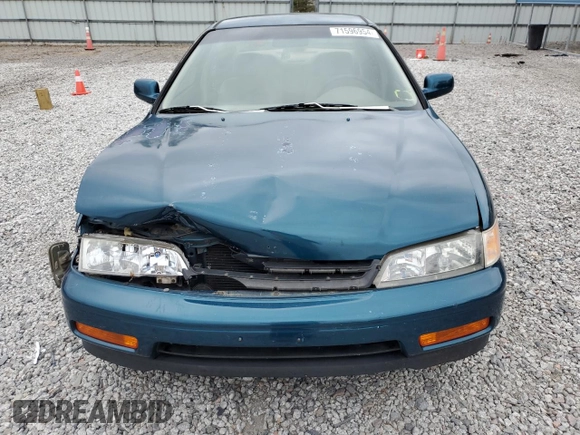 1995 Honda Accord LX with VIN 1HGCD5635SA071449, listed as a Copart auction lot 71596954 with 305,695 mi miles and Salvage Title. Bid and sale history available at carsss.com. Image 5.
