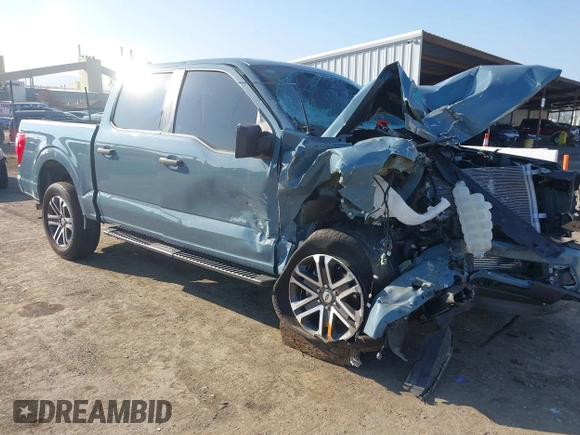 2023 Ford F-150 XL with VIN 1FTEW1EP4PKF58559, listed as a IAAI auction lot 40953057 with 7,900 mi miles. Bid and sale history available at carsss.com. Image 1.