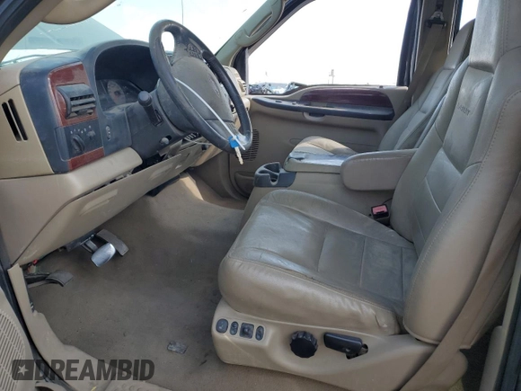 2007 Ford F-250 XL with VIN 1FTSW21P27EA22349, listed as a Copart auction lot 64703015 with 210,396 mi miles and Salvage title. Bid and sale history available at DreamBid. Image 7.