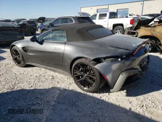2021 Aston Martin Vantage z VIN SCFSMGBW1MGP05671, wystawiony jako Copart lot #71882173 z przebiegiem 10 940 mil mil oraz . Historia ofert i sprzedaży dostępna na DreamBid. Obrazek 2.