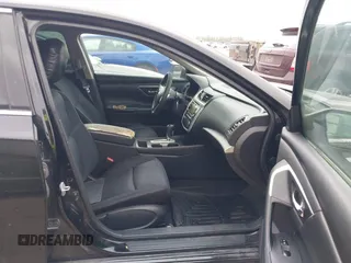 2016 Nissan Altima SR with VIN 1N4AL3AP9GC250439, listed as a IAAI auction lot 41963520 with 238,105 mi miles and . Bid and sale history available at DreamBid. Image 5.