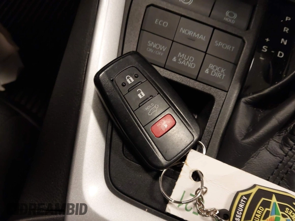 2022 Toyota RAV4 XLE with VIN 2T3P1RFV3NC259542, listed as a IAAI auction lot 42372093 with 42,896 mi miles and . Bid and sale history available at DreamBid. Image 11.