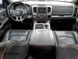 2018 Ram 1500 Limited z VIN 1C6RR7PT3JS113301, wystawiony jako Copart lot #58790365 z przebiegiem 260 970 mil mil oraz Czysty tytuł • Clean title. Historia ofert i sprzedaży dostępna na DreamBid. Obrazek 8.