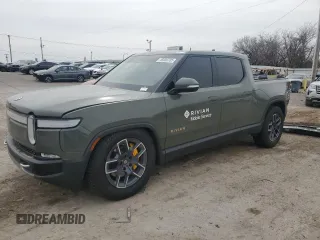 2022 Rivian R1T Launch Edition with VIN 7FCTGAAL2NN000433, listed as a Copart auction lot 46680705 with 0 mi miles and Salvage Title. Bid and sale history available at carsss.com. Image 1.