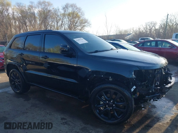 2020 Jeep Grand Cherokee Altitude with VIN 1C4RJFAG2LC266772, listed as a IAAI auction lot 41850190 with 87,982 mi miles. Bid and sale history available at carsss.com. Image 14.
