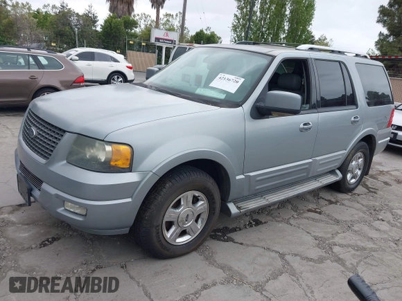 2006 Ford Expedition Limited with VIN 1FMFU19536LA76303, listed as a IAAI auction lot 42136720 with 129,491 mi miles. Bid and sale history available at carsss.com. Image 2.