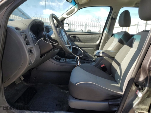 2006 Ford Escape XLS with VIN 1FMYU92Z86KA56686, listed as a Copart auction lot 47642045 with 196,804 mi miles and Clean Title. Bid and sale history available at carsss.com. Image 7.