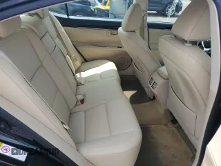 2014 Lexus ES 330 z VIN JTHBK1GG1E2151290, wystawiony jako Copart lot #65286755 z przebiegiem 62 299 mil mil oraz Szkoda całkowita • Salvage title. Historia ofert i sprzedaży dostępna na DreamBid. Obrazek 10.