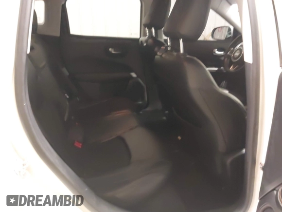 2018 Jeep Compass Altitude with VIN 3C4NJDBB2JT373179, listed as a IAAI auction lot 41753934 with 47,230 mi miles and . Bid and sale history available at DreamBid. Image 8.