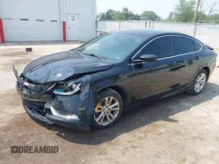 2015 Chrysler 200 Limited с VIN 1C3CCCABXFN538176, выставлен на аукционе IAAI как лот 42423397 с пробегом Не указан миль и . История ставок и продаж доступна на DreamBid. Изображение 16.