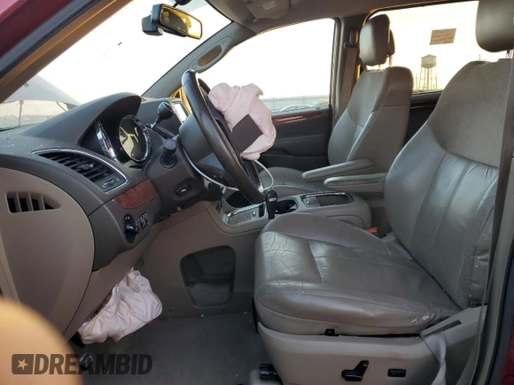 2011 Chrysler Town & Country Limited with VIN 2A4RR6DG3BR698744, listed as a Copart auction lot 84843524 with 225,807 mi miles and Salvage Title. Bid and sale history available at carsss.com. Image 7.
