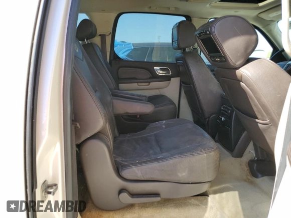 2009 Cadillac Escalade z VIN 1GYFC36249R171039, wystawiony jako Copart lot #41467275 z przebiegiem 150 248 mil mil oraz Czysty tytuł • Clean title. Historia ofert i sprzedaży dostępna na DreamBid. Obrazek 11.