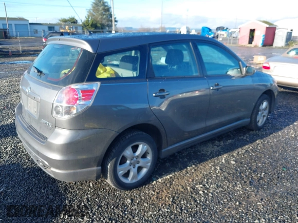 2006 Toyota Matrix STD z VIN 2T1LR32E26C553258, wystawiony jako IAAI lot #41113812 z przebiegiem 165 475 mil mil oraz . Historia ofert i sprzedaży dostępna na DreamBid. Obrazek 4.