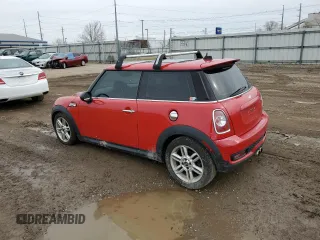 2012 MINI Hardtop S z VIN WMWSV3C54CTY19371, wystawiony jako Copart lot #49399615 z przebiegiem 240 306 mil mil oraz Szkoda całkowita • Salvage title. Historia ofert i sprzedaży dostępna na DreamBid. Obrazek 2.