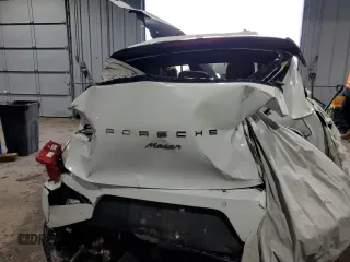2018 Porsche Macan with VIN WP1AA2A56JLB20116, listed as a Copart auction lot 84089134 with Not Provided miles and Salvage Title. Bid and sale history available at DreamBid. Image 6.