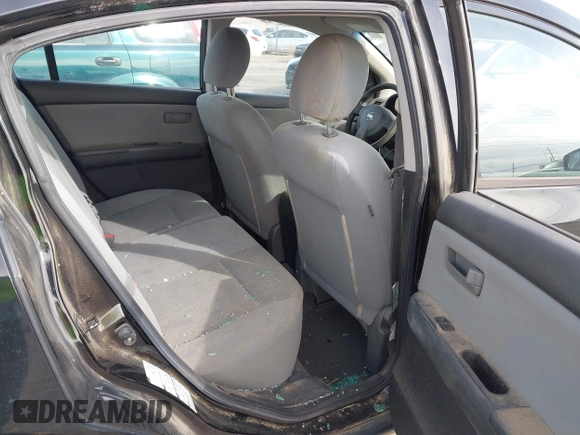2011 Nissan Sentra SR with VIN 3N1AB6AP3BL695211, listed as a IAAI auction lot 41956190 with 135,175 mi miles and . Bid and sale history available at DreamBid. Image 8.