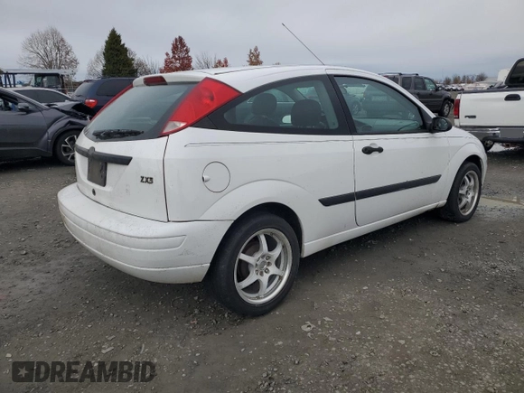 2003 Ford Focus ZX3 with VIN 3FAFP31Z83R182271, listed as a Copart auction lot 82415004 with 211,193 mi miles and Salvage title. Bid and sale history available at DreamBid. Image 3.