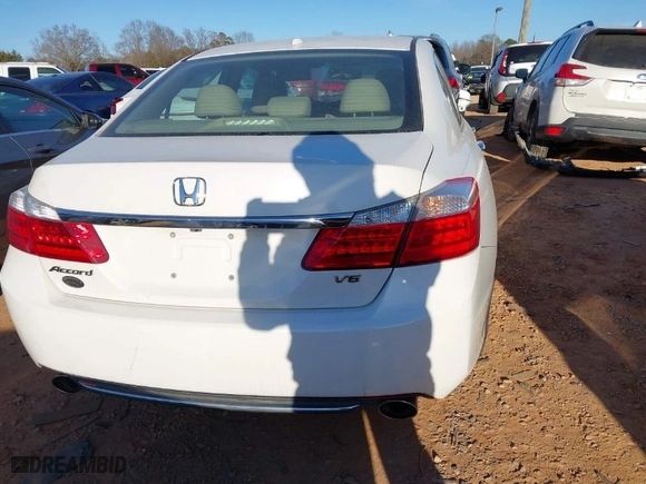 2015 Honda Accord Sedan EX-L with VIN 1HGCR3F89FA001041, listed as a IAAI auction lot 41454247 with NaN miles. Bid and sale history available at carsss.com. Image 17.