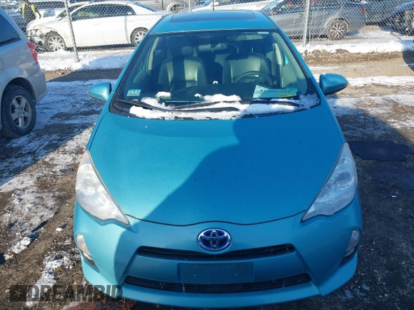 2012 Toyota Prius c One with VIN JTDKDTB31C1026594, listed as a IAAI auction lot 41406091 with 132,470 mi miles. Bid and sale history available at carsss.com. Image 12.