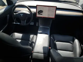 2022 Tesla Model Y Long Range z VIN 7SAYGDEE6NF429701, wystawiony jako Copart lot #58585665 z przebiegiem 86 537 mil mil oraz Szkoda całkowita • Salvage title. Historia ofert i sprzedaży dostępna na DreamBid. Obrazek 8.