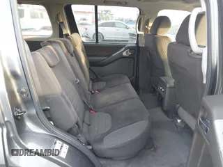 2005 Nissan Pathfinder SE with VIN 5N1AR18U35C745284, listed as a IAAI auction lot 41473294 with 84,403 mi miles. Bid and sale history available at carsss.com. Image 8.