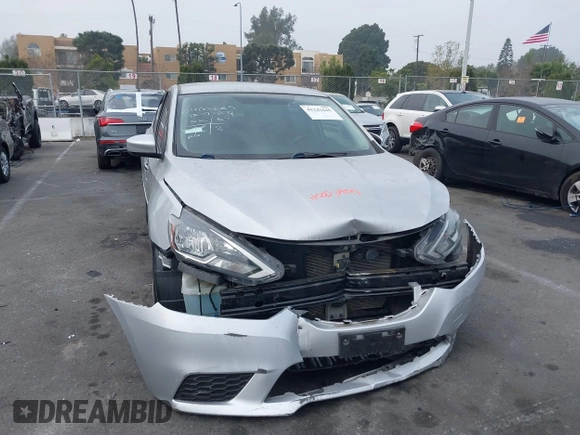 2017 Nissan Sentra SV z VIN 3N1AB7APXHY333457, wystawiony jako IAAI lot #41241645 z przebiegiem Nie podano mil oraz . Historia ofert i sprzedaży dostępna na DreamBid. Obrazek 6.