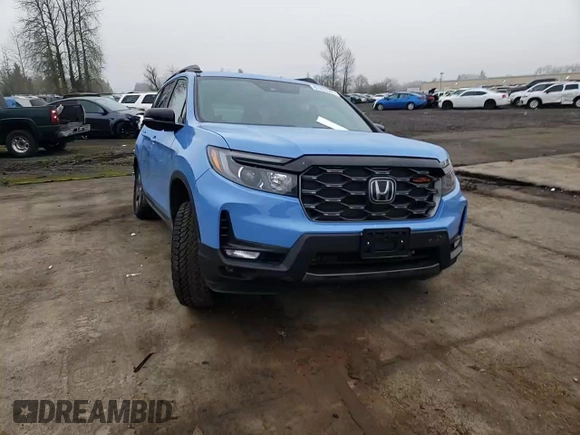 2024 Honda Passport TrailSport z VIN 5FNYF8H65RB013169, wystawiony jako Copart lot #87853385 z przebiegiem 2 841 mil mil oraz Szkoda całkowita • Salvage title. Historia ofert i sprzedaży dostępna na DreamBid. Obrazek 10.