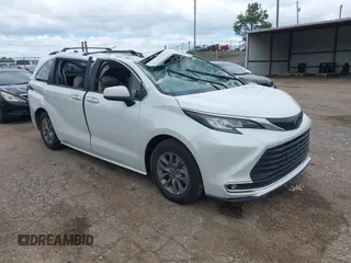 2023 Toyota Sienna XLE z VIN 5TDYRKECXPS153791, wystawiony jako IAAI lot #41971776 z przebiegiem 27 629 mil mil oraz . Historia ofert i sprzedaży dostępna na DreamBid. Obrazek 1.