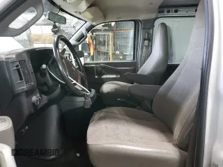 2019 Chevrolet Express Cargo with VIN 1GCWGAFP4K1227186, listed as a Copart auction lot 55532715 with 148,607 mi miles and Salvage title. Bid and sale history available at DreamBid. Image 7.