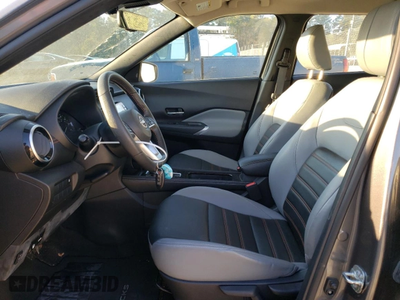 2023 Nissan Kicks SR with VIN 3N1CP5DV3PL493135, listed as a Copart auction lot 50058435 with 40,409 mi miles and Salvage Title. Bid and sale history available at carsss.com. Image 7.