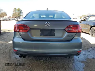 2013 Volkswagen Jetta GLI Autobahn z VIN 3VW4A7AJ0DM221810, wystawiony jako Copart lot #48561895 z przebiegiem 132 921 mil mil oraz Szkoda całkowita • Salvage title. Historia ofert i sprzedaży dostępna na DreamBid. Obrazek 6.