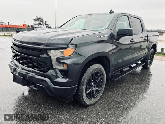 2022 Chevrolet Silverado 1500 Custom with VIN 1GCPABEK7NZ633597, listed as a Copart auction lot 51280795 with 32,531 mi miles and Salvage Title. Bid and sale history available at DreamBid. Image 1.