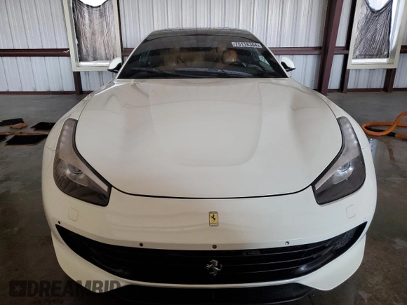 2018 Ferrari GTC4Lusso с VIN ZFF82WNA0J0237317, выставлен на аукционе Copart как лот 75118364 с пробегом Не указан миль и Списание • Salvage title. История ставок и продаж доступна на DreamBid. Изображение 5.