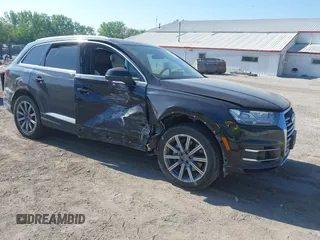 2019 Audi Q7 Prestige with VIN WA1VAAF70KD004469, listed as a IAAI auction lot 42265371 with 52,020 mi miles and . Bid and sale history available at DreamBid. Image 1.